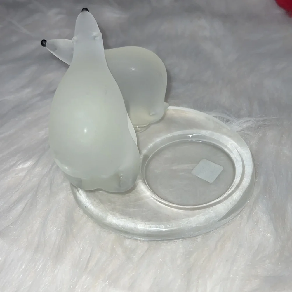 PartyLite Frosted Glass Polar Bears Candle Holder - Picture 5 of 9